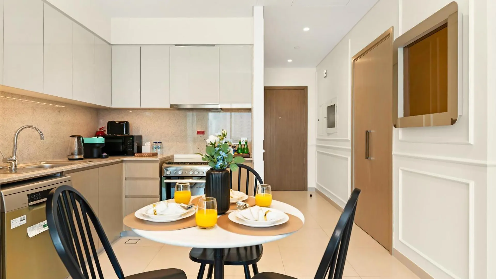 Burj Khalifa View Luxe 2Br, 5 Mins Walk To Dubai Mall