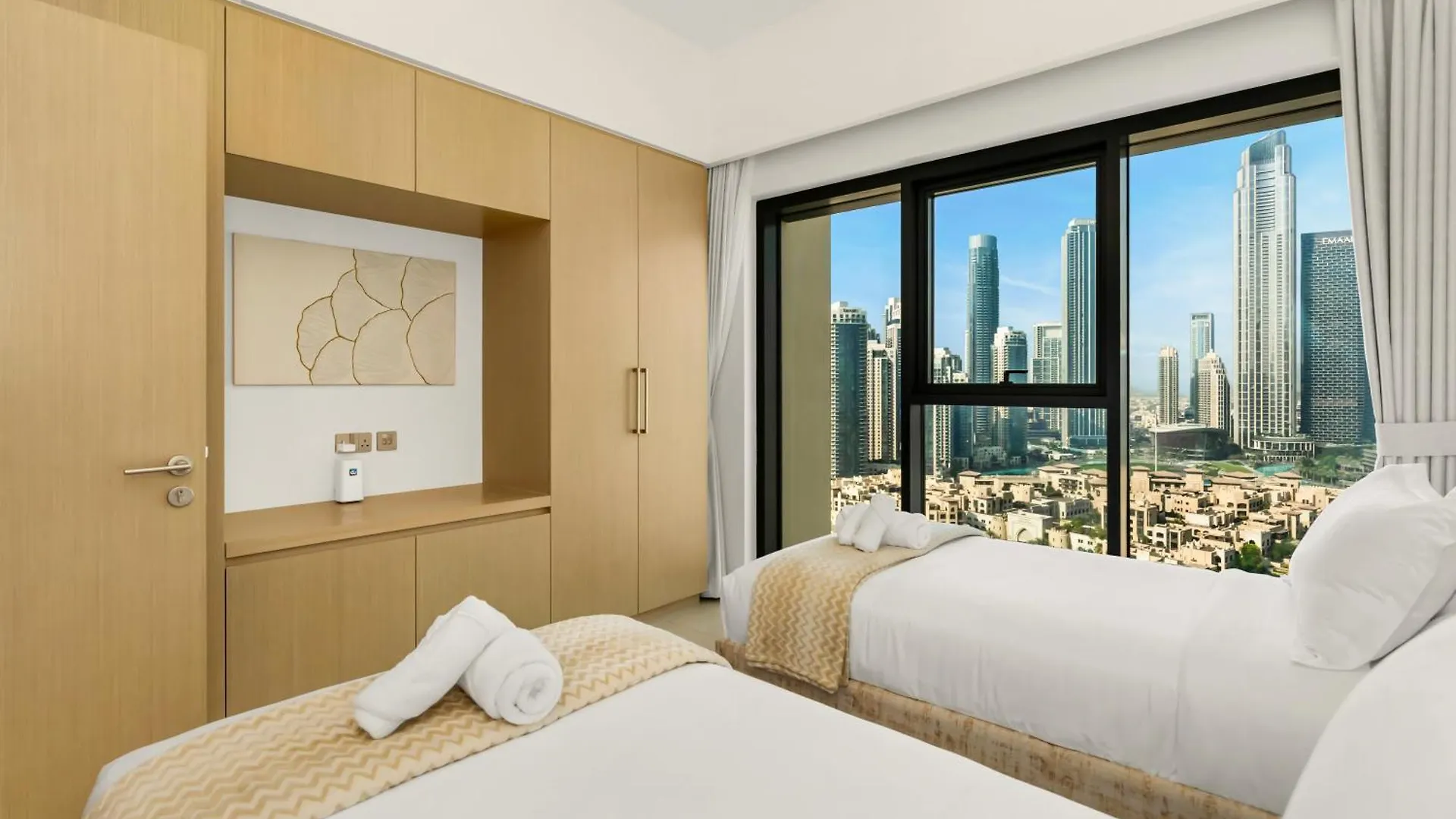 Burj Khalifa View Luxe 2Br, 5 Mins Walk To Dubai Mall