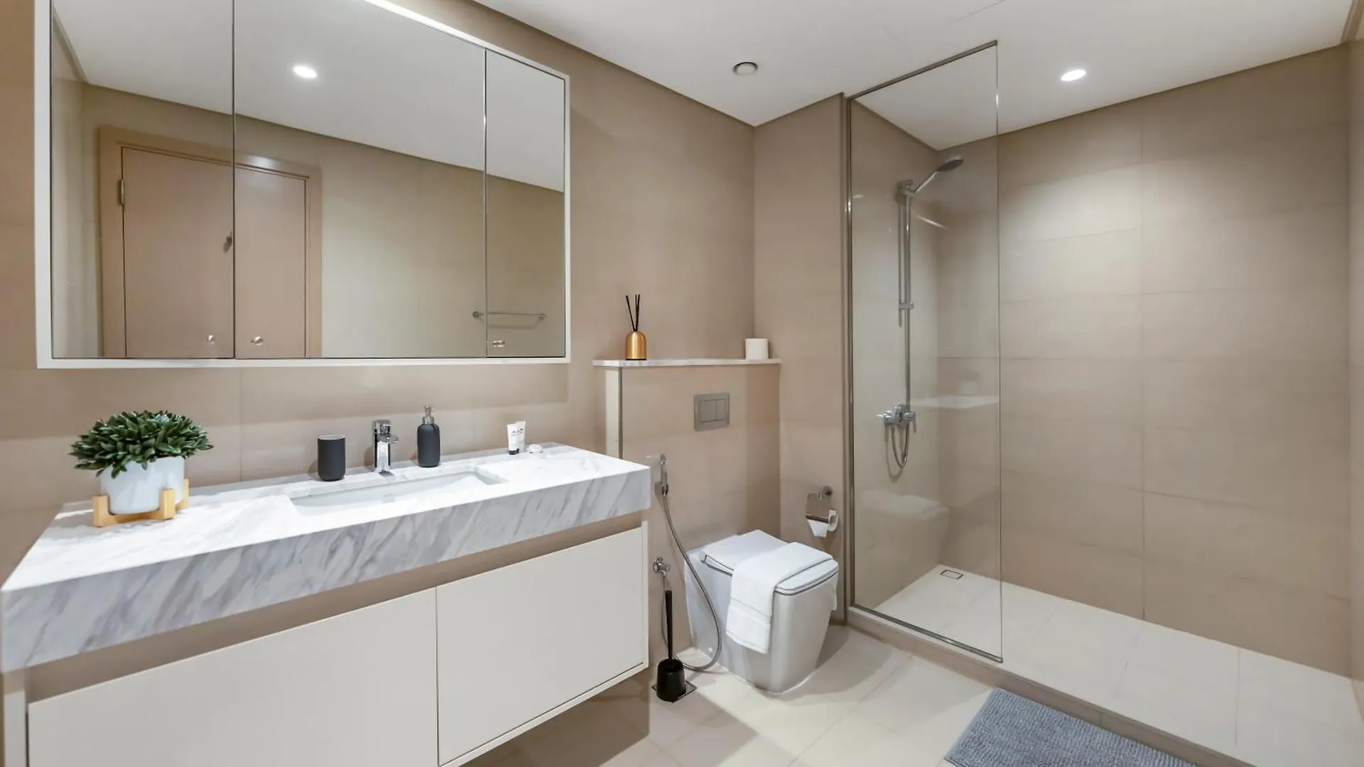 Burj Khalifa View Luxe 2Br, 5 Mins Walk To Dubai Mall 0*,