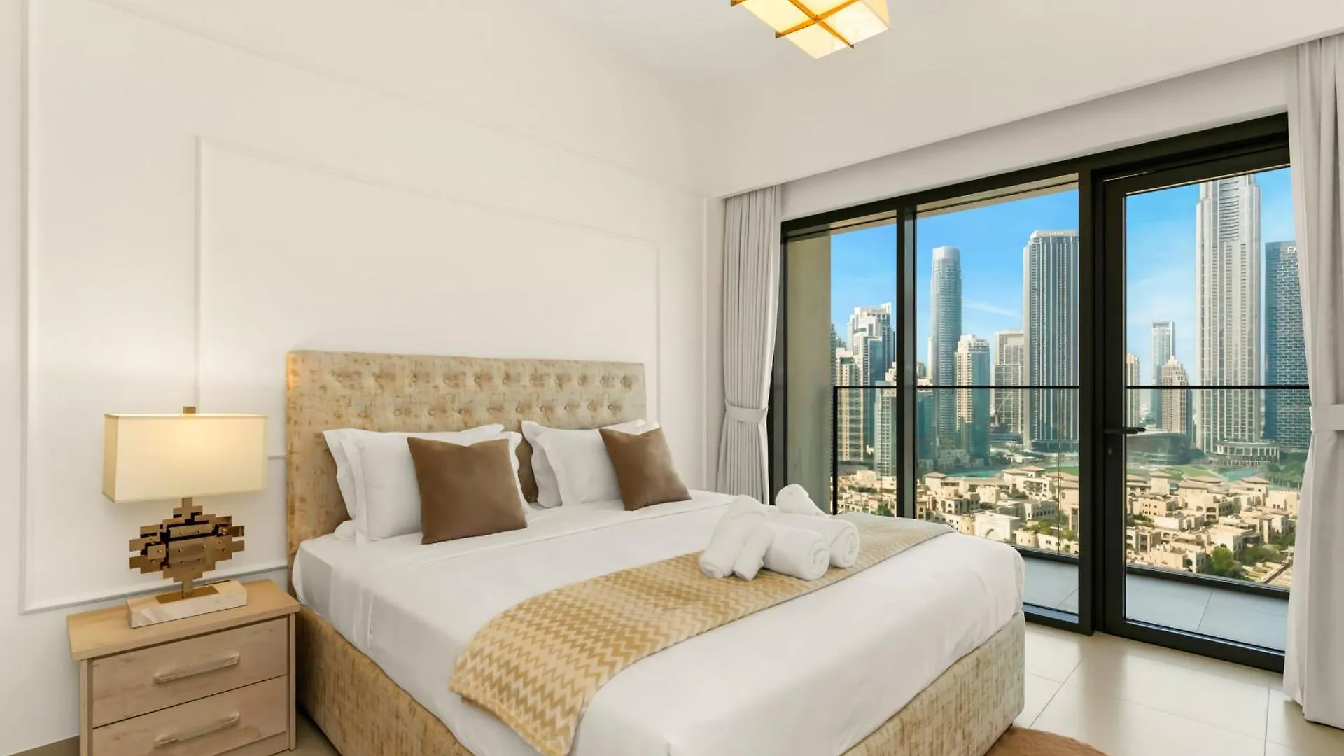 Burj Khalifa View Luxe 2Br, 5 Mins Walk To Dubai Mall 0*,