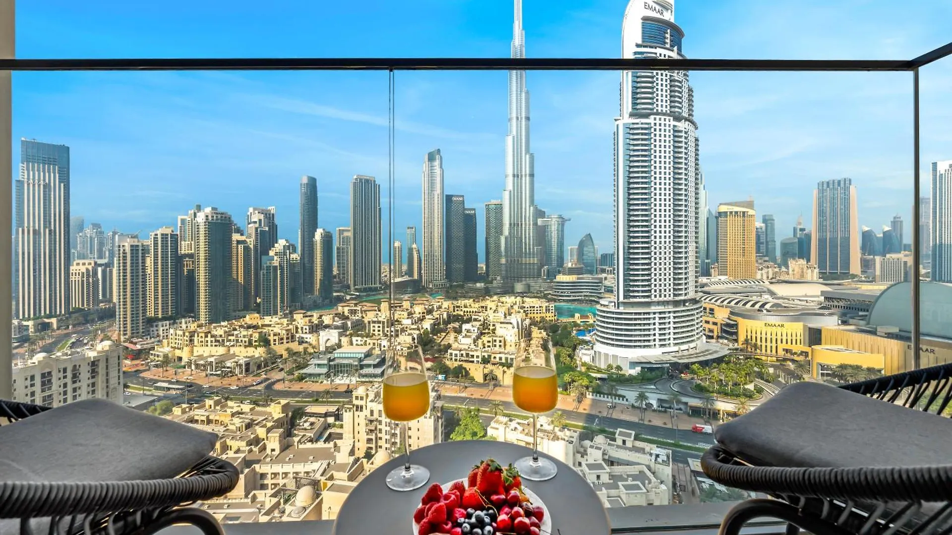 Apartment Burj Khalifa View Luxe 2Br, 5 Mins Walk To Dubai Mall