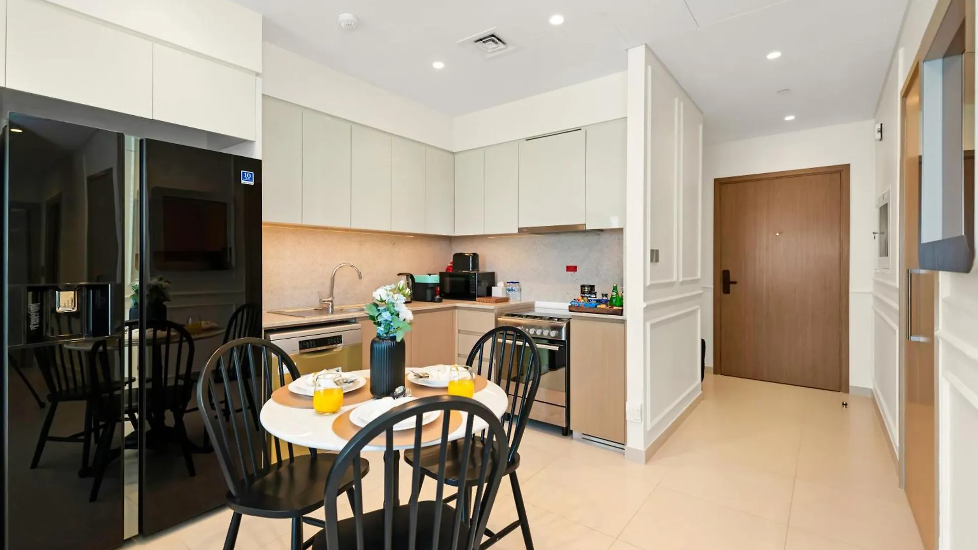 Burj Khalifa View Luxe 2Br, 5 Mins Walk To Dubai Mall Apartmán
